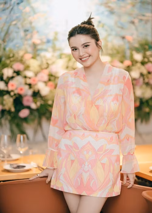 Sau Nữ hoàng Du lịch Quốc tế năm 2017, Diệu Thùy ít tham gia sự kiện giải trí. Cô cũng kín tiếng về đời tư. Ảnh: FBNV