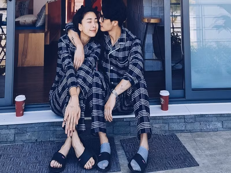 Người đẹp ngóng chờ từng ngày ông xã qua thăm.