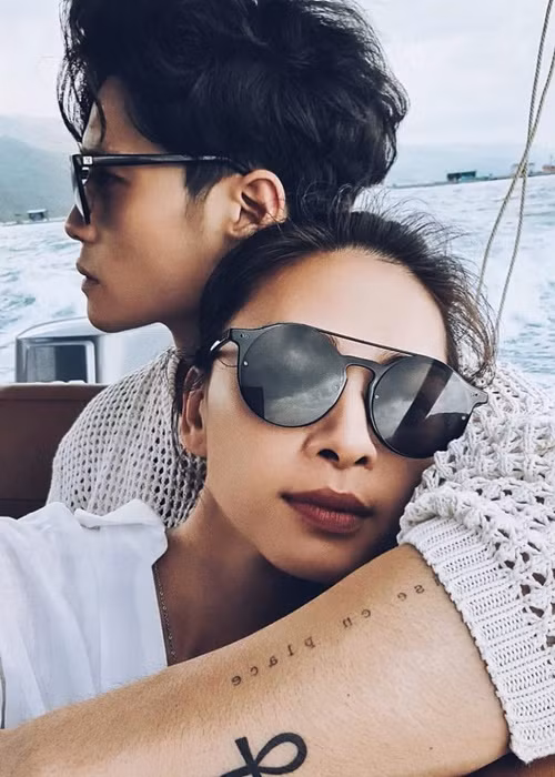 Huy Trần chia sẻ khoảnh khắc bên Ngô Thanh Vân khi cả hai ở Nha Trang.