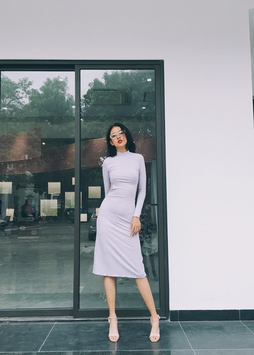 Hoa Đan chia sẻ trên Tạp chí Văn hóa và Phát triển, việc đăng ký dự thi cuộc thi nhan sắc chính là cơ hội cho cô thử thách, khẳng định bản thân. Ngoài ra, khi bày tỏ nguyện vọng đăng kí dự thi nhan sắc, cô được gia đình ủng hộ, động viên.