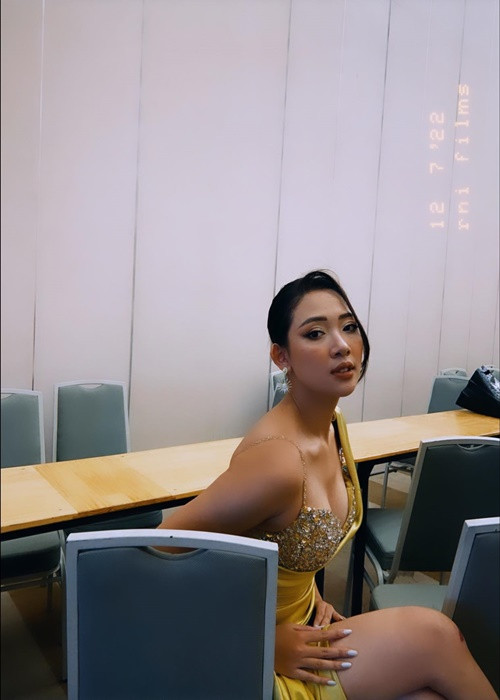 Hoa Đan chuộng mặc gợi cảm khi tham gia Hoa hậu các Dân tộc Việt Nam 2022.