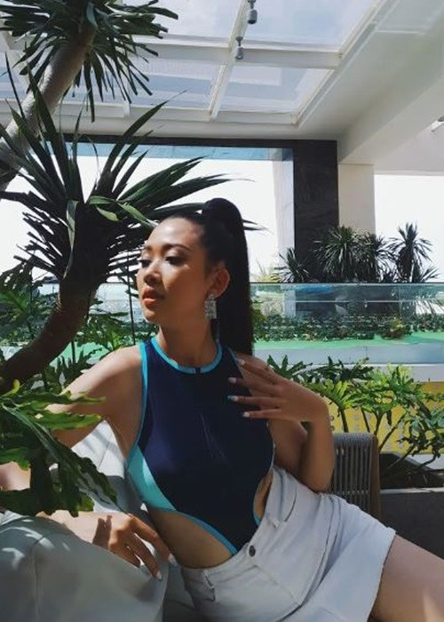 .Hoa Đan cho hay, có 2 lý do thôi thúc cô ghi danh tại cuộc thi sắc đẹp lớn chính là từ phía gia đình và bản thân.