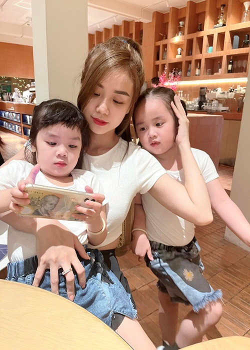 Cách đây không lâu, vợ cũ Hoài Lâm đáp trả antifan mỉa mai chuyện một mình nuôi con.