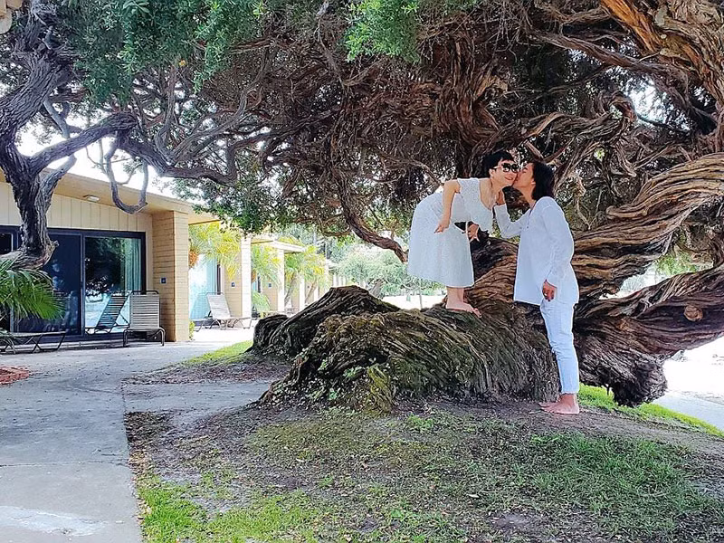 Việt Hương được ông xã nhạc sĩ vô cùng chiều chuộng. Ảnh: FBNV