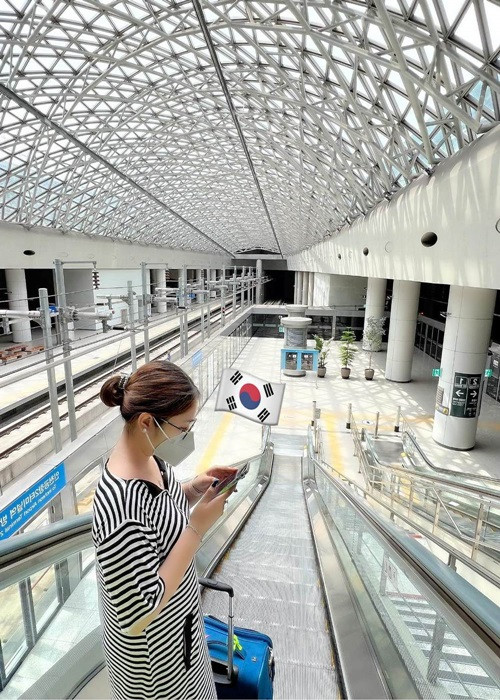 N.T lập tức đồng ý đưa Thiện Nhân đến xứ sở kim chi.