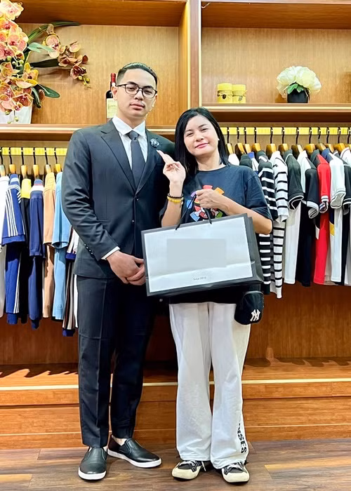 Hồ Thái Thiên Minh - con trai của Cát Phượng - Thái Hòa đang chuẩn bị cho kỳ thi tốt nghiệp THPT Quốc gia 2022.