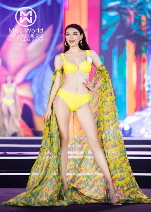Từ khi bước chân vào cuộc thi, người đẹp được xem là một trong những ứng viên sáng giá cho vương miện.