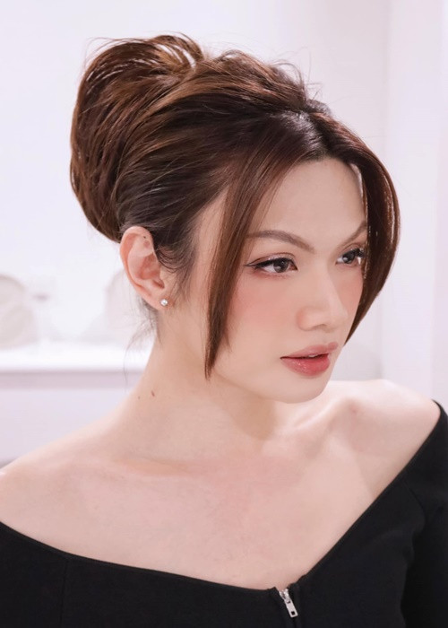 Đào Bá Lộc tâm sự: “Luna chưa bao giờ hận bất kỳ ai, mình không nạn nhân hóa bản thân của mình. Mình cứ yêu thôi, cố gắng làm sao không để bản thân bị lợi dụng và thiệt thòi nhưng cũng không tính toán bất cứ điều gì. Điều đó cũng hay, để lúc nào cảm xúc cũng luôn thổn thức và cảm thấy trẻ lâu hơn”.