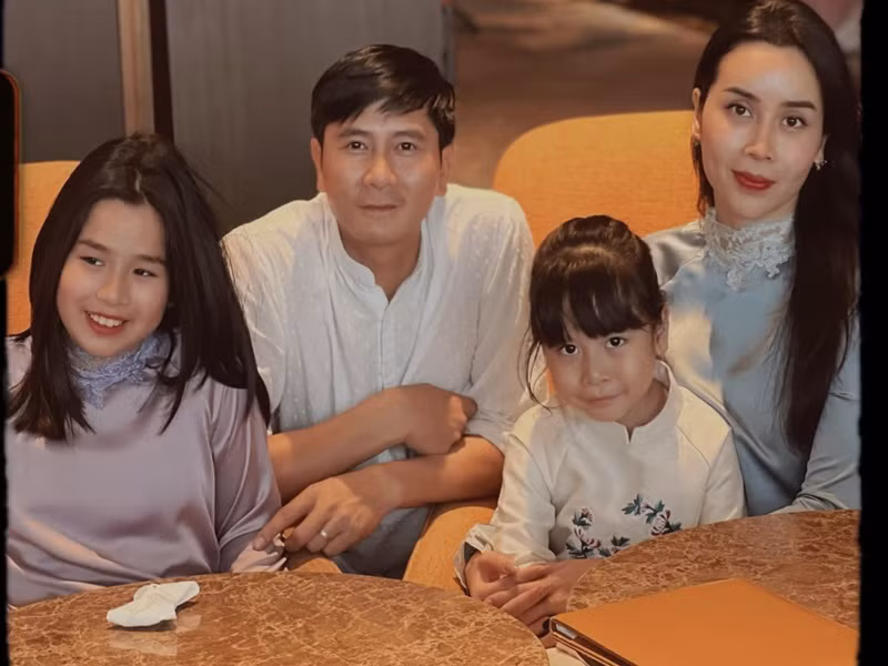 Hồ Hoài Anh được biết đến là ông bố chiều chuộng con.