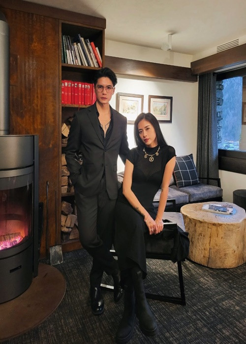 Sau đám cưới tại Đà Nẵng, cả hai bên nhau một thời gian trước khi Ngô Thanh Vân sang Italy công tác.