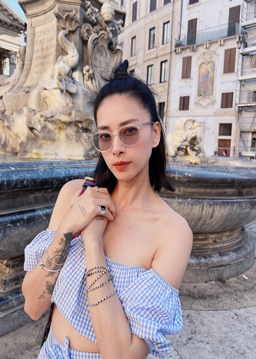 Gần đây, nữ diễn viên gây chú ý khi xuất hiện trong phim Hollywood “The Princess”. Trước đó, cô góp mặt trong trong các phim Hollywood "Ngọa hổ tàng long 2", "Star Wars: The Last Jedi", "Bright", "Five Bloods", "The Old Guard".