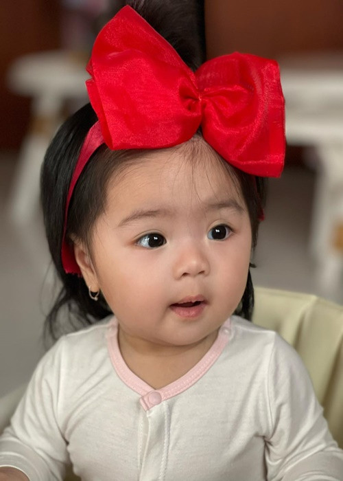 Không khó để phân biệt hai nhóc tì sinh đôi của Vân Trang.