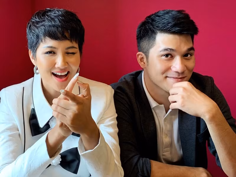 Bảo Hoàng là CEO của đơn vị sở hữu bản quyền Hoa hậu Hoàn vũ Việt Nam. Anh từng đồng hành cùng H'hen Niê tại Hoa hậu Hoàn vũ Thế giới 2018. Ảnh: FBNV