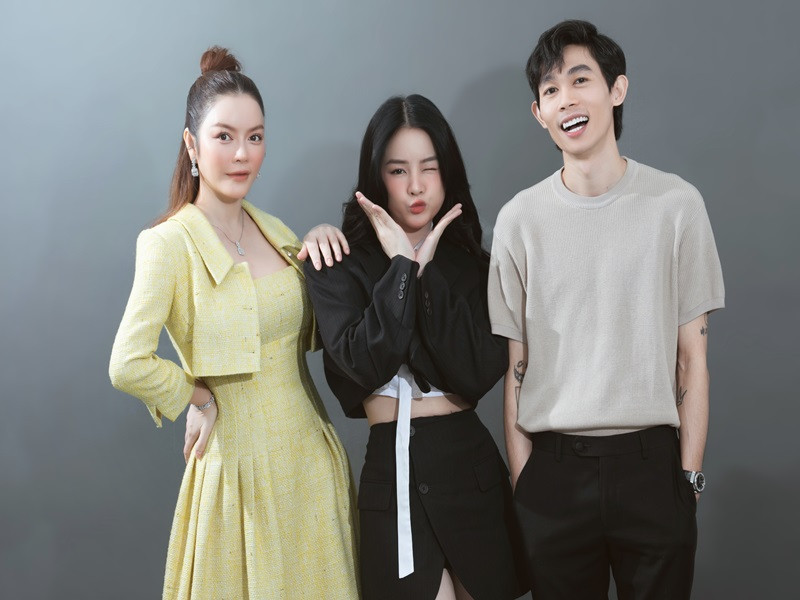 Là khách mời trong tập 16 Trà chiều cùng Mợ chảnh, diễn viên Hồng Thanh và DJ Mie (giữa) có dịp trải lòng về tình trường với host Lý Nhã Kỳ.