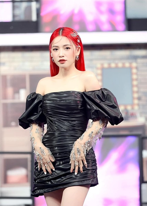 Hồi tháng 2/2022, Puka trải lòng chuyện tình cảm cùng mẫu bạn trai lý tưởng: “Từ trước giờ, tôi chỉ thích yêu người trong nghề. Vì đặc thù công việc, tôi tiếp xúc với rất nhiều bạn diễn nam, nếu bạn trai không hiểu sẽ dễ ghen tuông… Mẫu bạn trai của tôi là người đàn ông chững chạc, trưởng thành, không quan trọng tuổi tác ”.