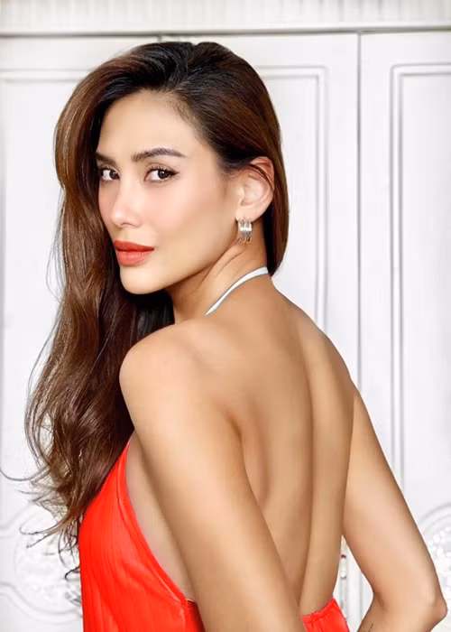 Võ Hoàng Yến luôn giấu kín thông tin về người yêu với truyền thông và khán giả vì sợ bị “soi”.