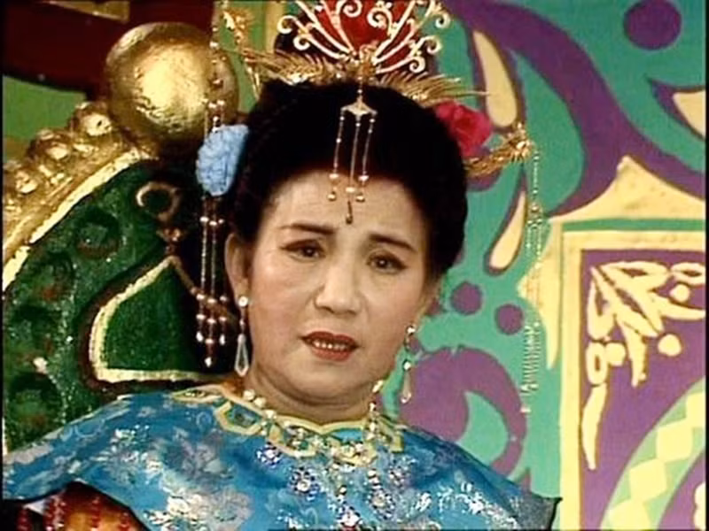 Diễn viên Triệu Lệ Dung trong vai Xa Trì vương hậu qua đời ở tuổi 72 vào năm 2000. ẢNh: Dân Việt