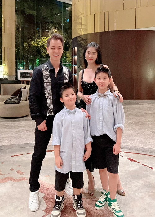 Vào thời gian Đăng Khôi suýt mất thính giác và cần phẫu thuật gấp để tránh ảnh hưởng đến não, Thủy Anh mạnh mẽ trở thành chỗ dựa tinh thần cho cả nhà.