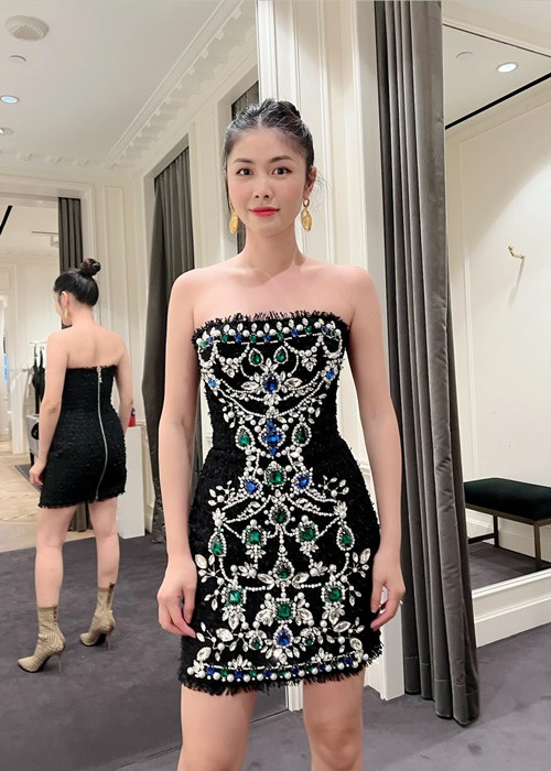 Hot girl một thời nay là hot mom 2 con.