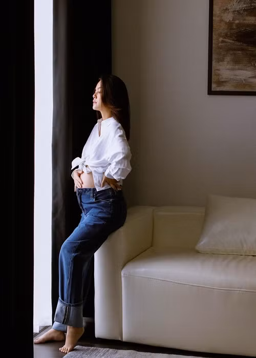 Khi thừa nhận mang bầu lần 3 ở tuổi 38, nữ ca sĩ nhận được nhiều lời chúc mừng từ bạn bè, đồng nghiệp và người hâm mộ.