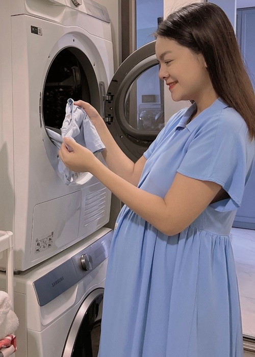 Ngay lập tức, nữ ca sĩ để lại cảm xúc "phẫn nộ" dưới bình luận kém duyên.