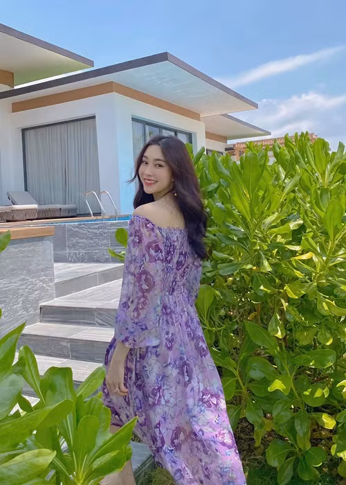 Thu Thảo khiến nhiều người phải xuýt xoa vì nhan sắc đời thường không tỳ vết.