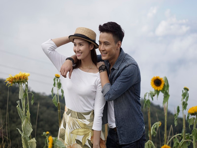 Trong “Zippo, mù tạt và em”, Hồng Đăng vào vai Huy - một chàng trai trẻ có chút bồng bột, nông nổi, vừa say đắm, cuồng si Lam lại rất lạnh lùng, lãng tử. Ảnh: VTV