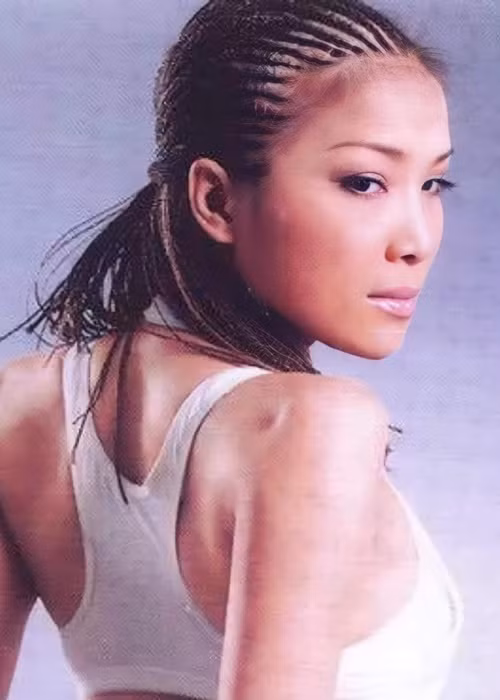 Hồng Ngọc từng có thời mê tóc tết. Ảnh: FBNV