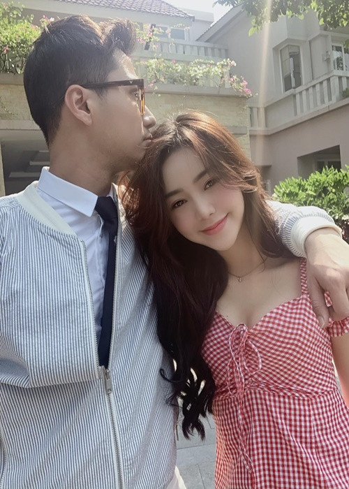 Quỳnh Kool cũng từng là bạn diễn của Thanh Sơn. Cả hai hợp tác trong "Nàng dâu order" và "Đừng bắt em phải quên".