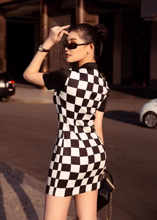 Nhan sắc của Ngân Anh cải thiện hơn rất nhiều theo thời gian.