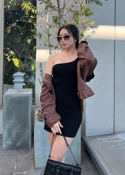 Về bố ruột của Isabella, Thanh Hà từng chia sẻ, dù cả hai thất bại trong chuyện hôn nhân nhưng vẫn là những người thân thiết của nhau. Ảnh: Instagram