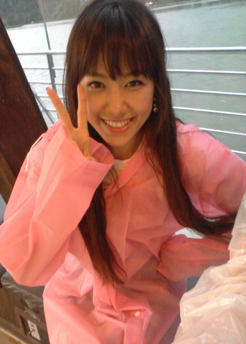 Ở Việt Nam, Hari Won từng tham gia "Bước nhảy xì tin" vào năm 2007, một cuộc thi hát vào năm 2011. Đến năm 2013, cô gây chú ý khi tham gia cuộc thi Cuộc đua kỳ thú. Ảnh: FBNV