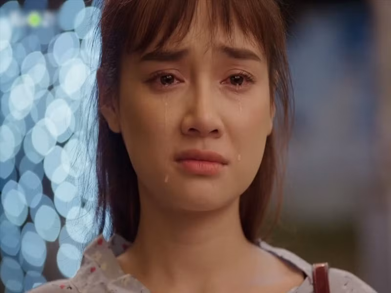 Sau “Tuổi thanh xuân”, Nhã Phương phủ sóng truyền hình lẫn điện ảnh. Bà xã Trường Giang từng đóng “49 ngày”, “Người đứng trong gió”, “Khúc hát mặt trời”, “Tuổi thanh xuân 2”, “Lôi báo”, “Yêu đi đừng sợ”, “Ngày ấy mình đã yêu”, “Song song”, Cây táo nở hoa”. Ảnh: Lao động