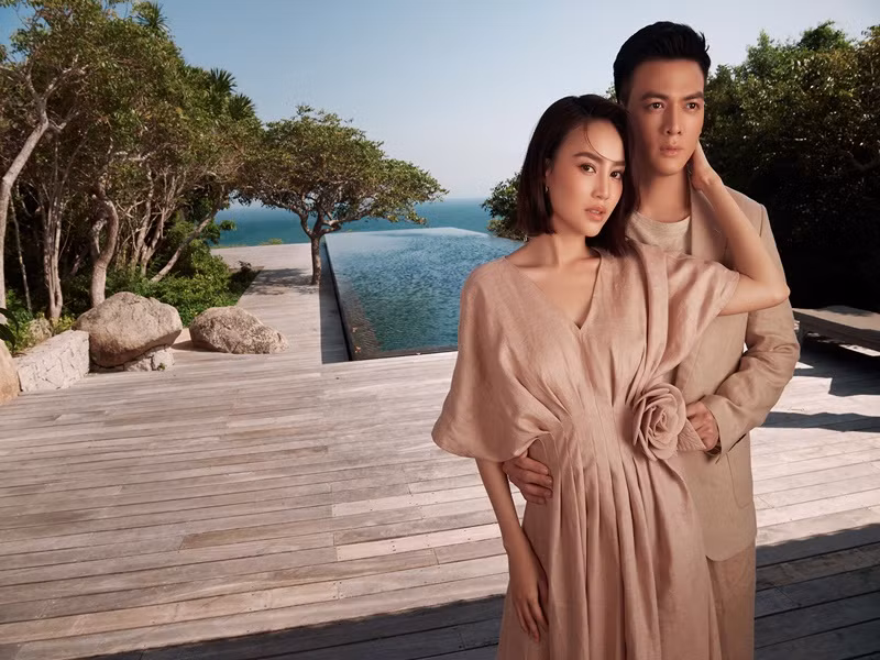 Lê Xuân Tiền từng kết hợp với Ninh Dương Lan Ngọc trong bộ phim "Gái già lắm chiêu" 2 và 3.