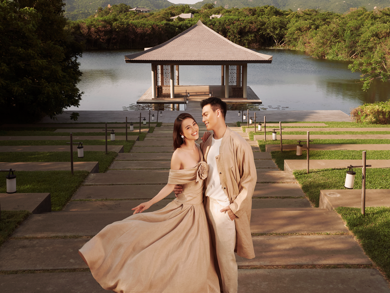 Xuân Tiền sinh năm 1996, kém Lan Ngọc đến 6 tuổi. Tuy nhiên, cả hai trông vẫn đẹp đôi trên màn ảnh.