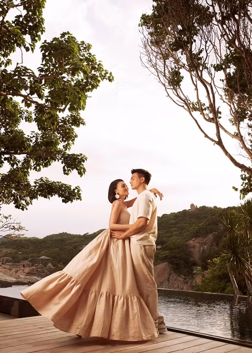 Gương mặt điển trai, thân hình 6 múi trở thành lợi thế của Xuân Tiền khi anh hoạt động trong showbiz.