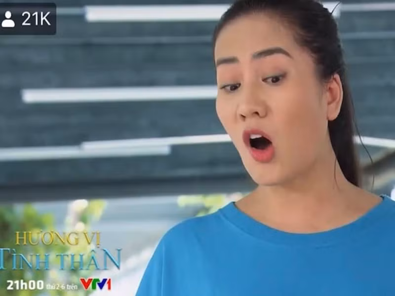 Minh Cúc từng gây chú ý khi vào vai giúp việc Sâm hoạt bát, nhanh nhẹn trong phim “Hương vị tình thân”.