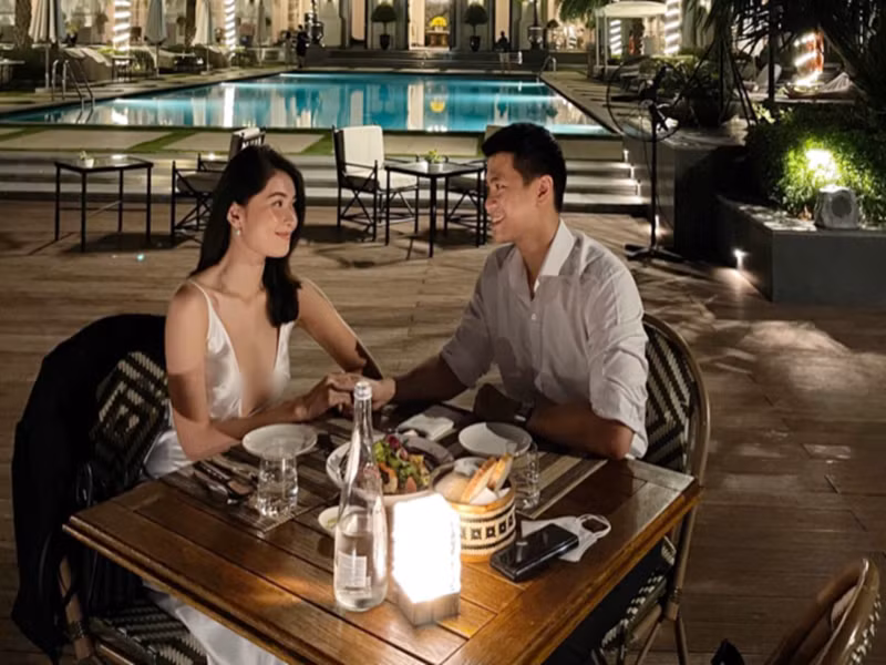 Không tiết lộ danh tính người yêu song Thùy Dung thi thoảng đăng tải khoảnh khắc tình tứ bên nửa kia. Ảnh: Instagram