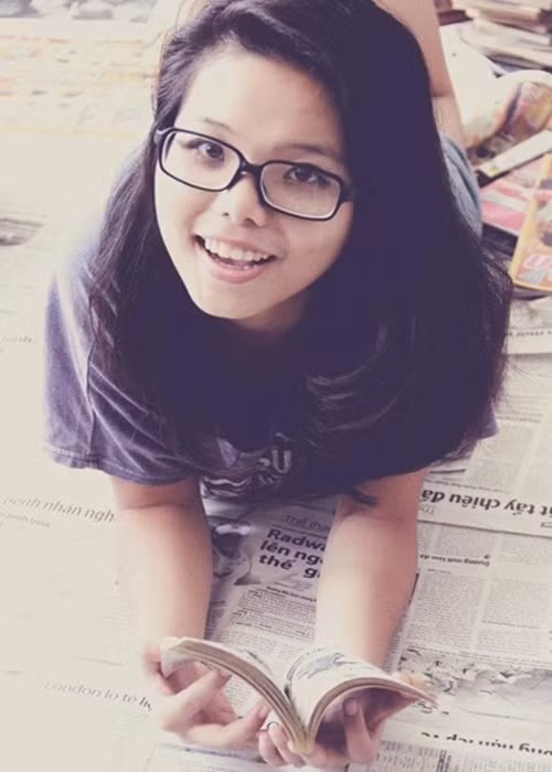 Từ lâu, giọng ca 9x không còn thích mặc váy. Ảnh: Saostar