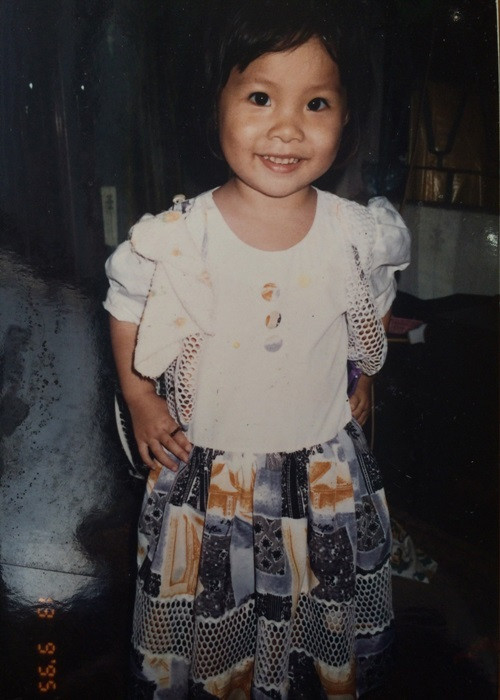 Giọng ca “Vết mưa” có nụ cười tỏa nắng, đôi mắt biết nói. Ảnh: Zing