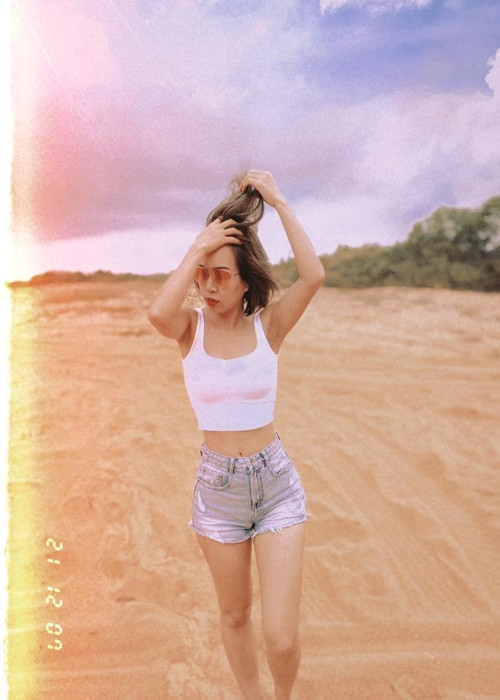 Mạnh Trường từng khẳng định, anh vẫn luôn tin vợ là cô gái đẹp nhất mà anh đã theo đuổi và lựa chọn.