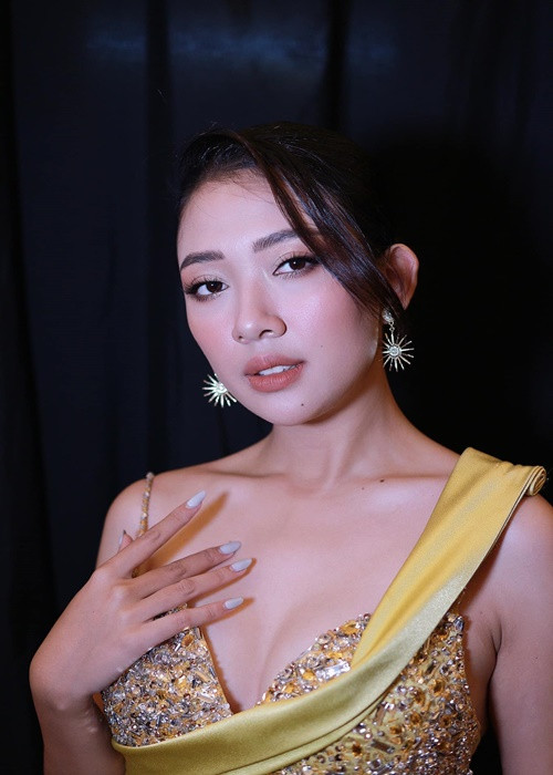 Hoa Đan chuộng mặc gợi cảm khi thi Hoa hậu các Dân tộc Việt Nam. Ảnh: FBNV