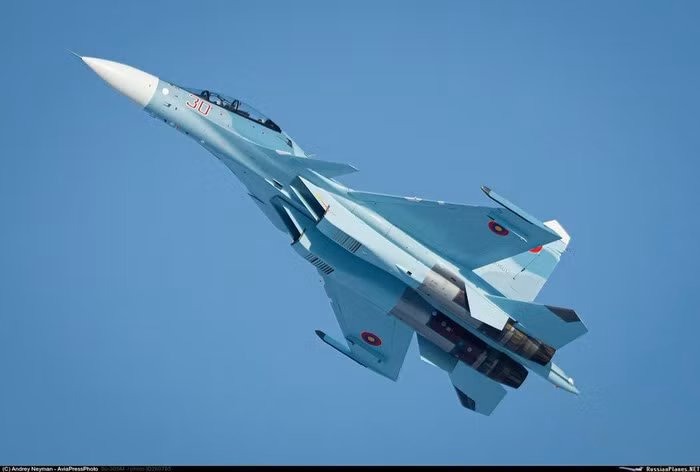 Số lượng Su-30SM của Armenia là khá đủ để tước đoạt ưu thế trên không của Azerbaijan. Lợi thế của Armenia trong lĩnh vực này là không thể phủ nhận.
