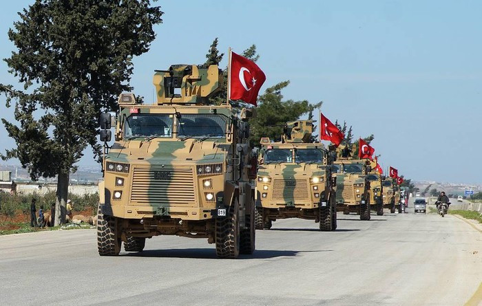 Trong trường hợp thực sự Thổ Nhĩ Kỳ đã bắn hạ chiếc Su-25 của không quân Armenia thì điều này rõ ràng có nghĩa là một cuộc tấn công nhằm vào quốc gia thành viên CSTO. Vậy Nga phải làm gì trong tình huống này?