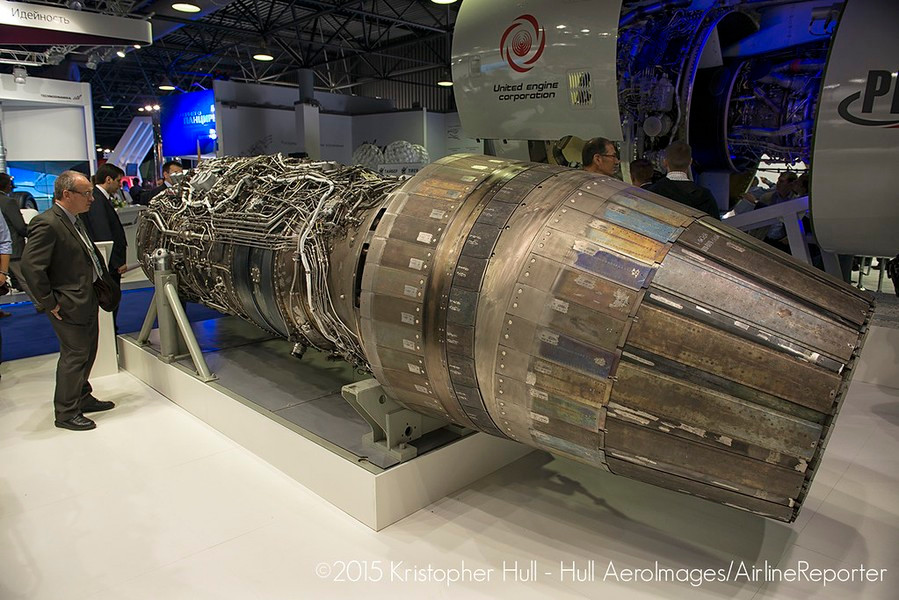 Ông Pankov nói rõ, tiêm kích Su-30SM2 được gọi là "phiên bản hiện đại hóa thế hệ thứ hai" trang bị động cơ mới sẽ chính thức đi vào sản xuất hàng loạt từ năm 2025 để trang bị cho Không quân Nga.