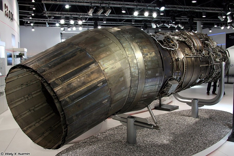 Ông Oleg Pankov - nhà thiết kế chính của tiêm kích Su-30SM đã tuyên bố điều này trong một cuộc trả lời phỏng vấn các hãng truyền thông Nga và ngay lập tức thu hút sự quan tâm sâu sắc.