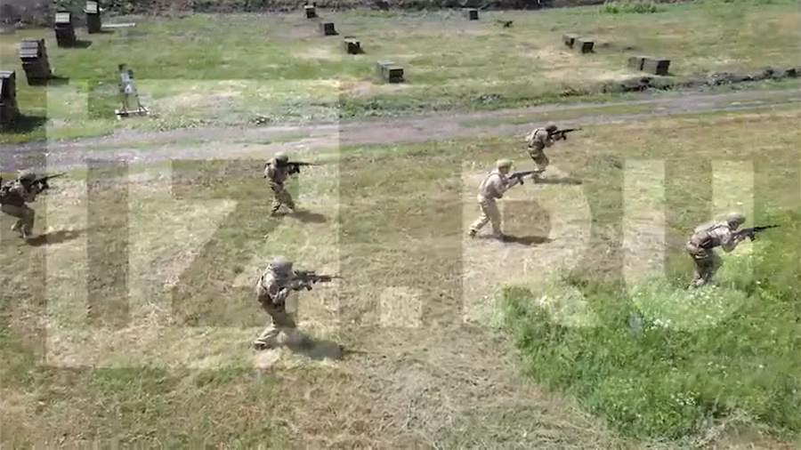 Linh xung kich Nga chiem nhieu thanh tri quan trong cua Ukraine