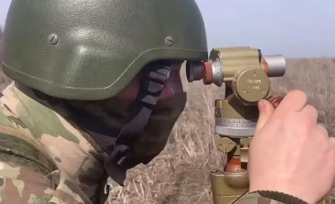 Nga bat ngo “tang qua” cho Hoi ngi thuong dinh NATO