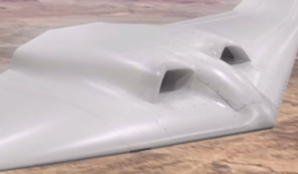 Về kích thước, XRQ-73 là máy bay không người lái khá lớn với trọng lượng cất cánh khoảng 570 kg. Căn cứ vào những hình ảnh đầu tiên, giới truyền thông ước đoán chiếc UAV tàng hình này có sải cánh khoảng 10 mét.