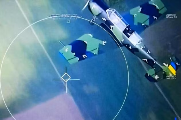 Cũng theo thông tin từ trang Avia.pro, Lực lượng Vũ trang Ukraine còn mất một số máy bay không người lái có giá trị, bao gồm Bayraktar TB2 và máy bay không người lái Tekever cỡ lớn do Bồ Đào Nha sản xuất. Những tổn thất này của Ukraine khiến nhiều người đặt ra câu hỏi về tình hình xung đột hiện tại và ý nghĩa chiến lược của sức mạnh không quân.